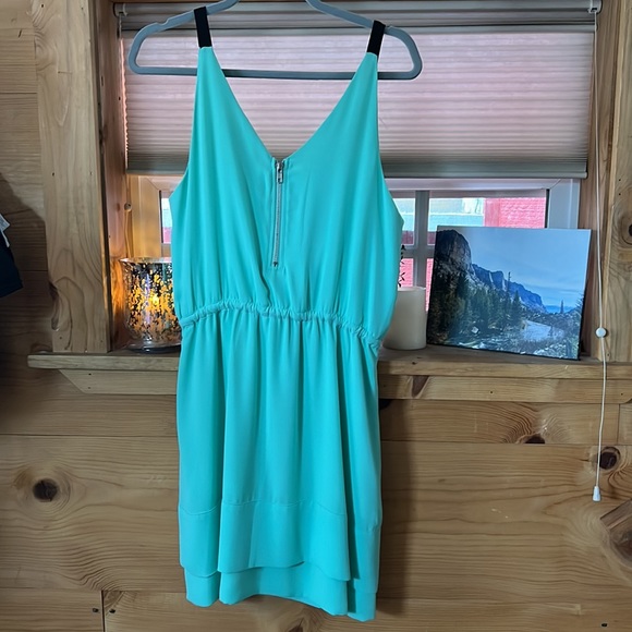 Sugar Lips Mint dress with black - Picture 3 of 6